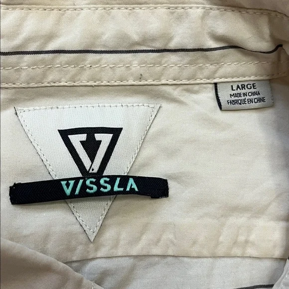 Vissla Men’s Cream Striped Casual Short Sleeve Button Down Shirt Size L - Picture 2 of 9